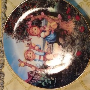 Hummel Plate collection